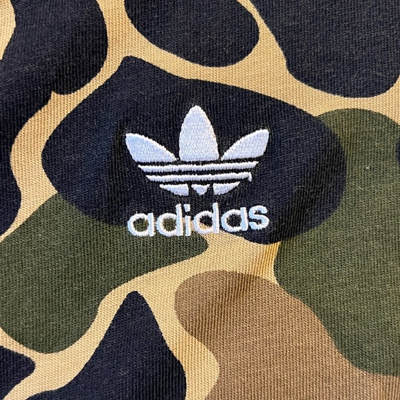 Adidas Men’s Camo Gradient Short Sleeve T-Shirt Size Medium - Picture 4 of 4